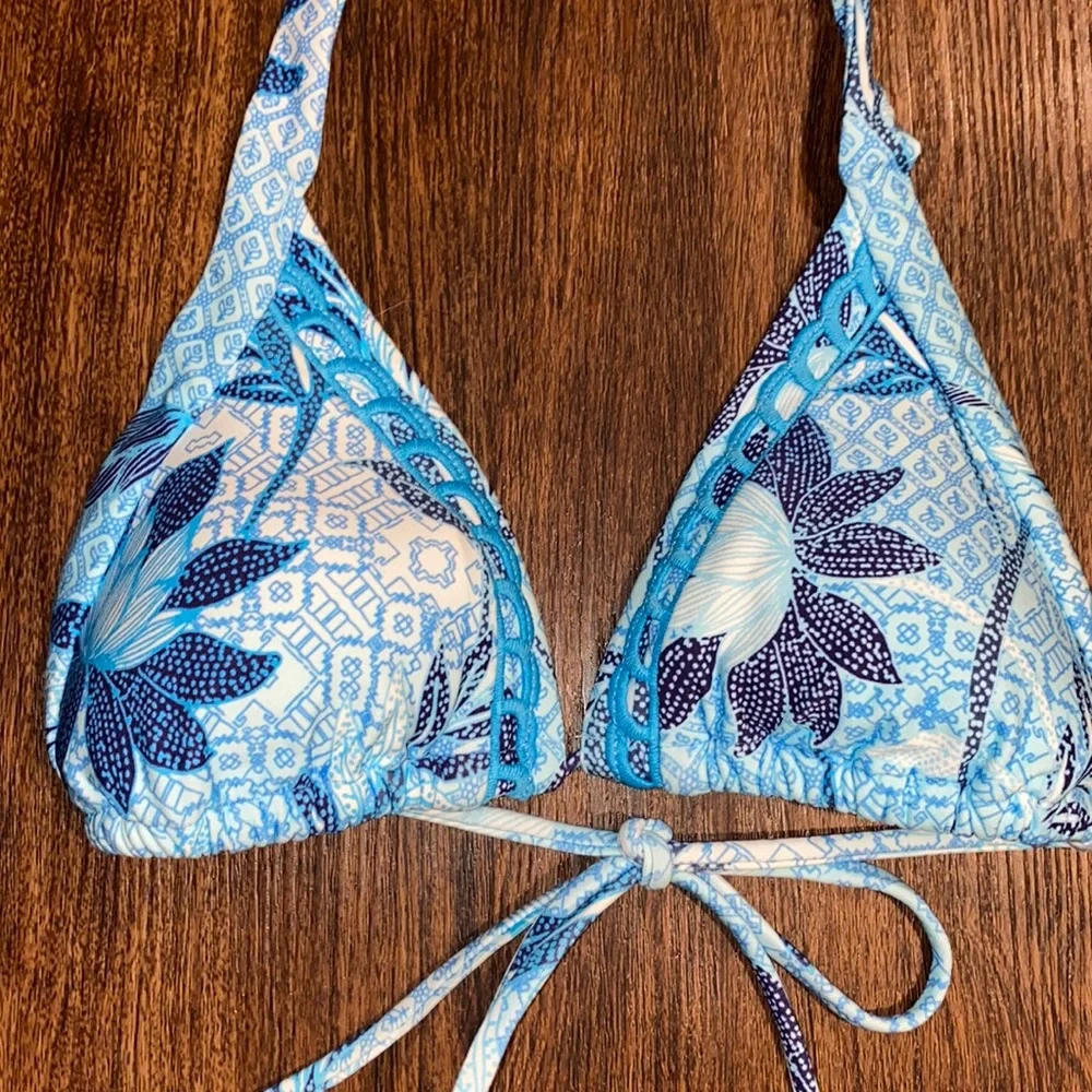 Seafolly Bali Hai Iceberg Triangle Bikini Top-Women’s Size 2 (XS) New w/Tags